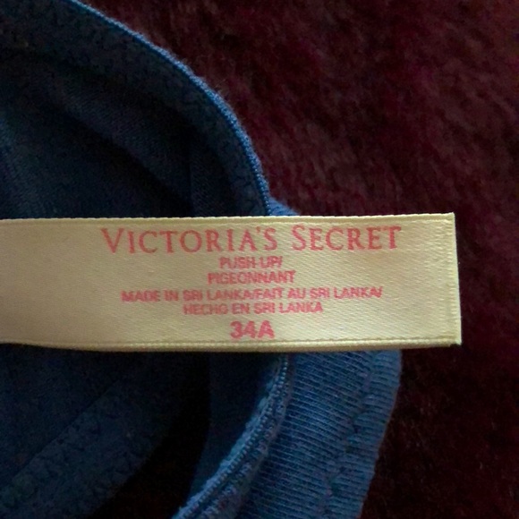 Pretty blue Victoria’s Secret Very Sexy Push Up Bra 💙 - Picture 7 of 9